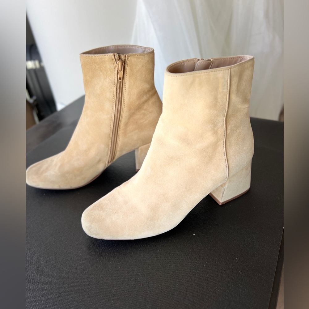 Steve Madden Cream Ankle Boots with Suede Finish